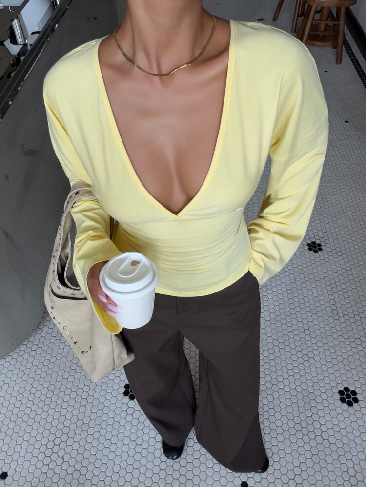 Muchica Women's Cream Yellow Deep V-Neck Sexy Cinched Waist Flare Sleeve Back Tie Cutout T-Shirt, Elegant Casual Fashion T-Shirt Suitable For Autumn/Winter, Suitable For Outings And Gatherings, Women's Commute T-Shirt, Party, Graduation, Outing, Date, Commute, Valentine's Day, Elegant, Y2K - Yellow - View 6