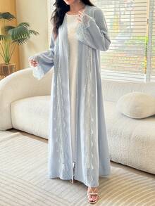 Al Najma Abaya Wanita Elegan dan Romantis dengan Warna Polos, Model Mengembang, dan Hiasan Renda Jala - Biru - View 6