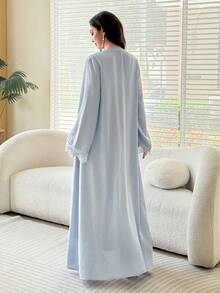 Al Najma Abaya Wanita Elegan dan Romantis dengan Warna Polos, Model Mengembang, dan Hiasan Renda Jala - Biru - View 3