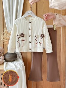 SHEIN 幼女夾克套裝 秋冬款 針織刺繡可愛抓絨內裡喇叭開襟衫 卡其色薰衣草印花外套 蓬蓬夾克 - 杏色 - 查看 3