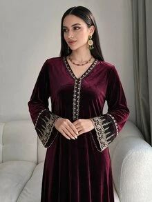 Al Najma Loose Fit Velvet Dress With Gold Embroidery Applique, Luxurious And Graceful Style, Suitable For Balls In Autumn/Winter Kaftan Jalabiya Dress - Burgundy - View 1