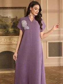 Al Najma 刺繡領花卉鏤空肩袖立領優雅端莊套裝連身裙 Kaftan Jalabiya 家庭正式白色冬季款 - 紫色 - 查看 6