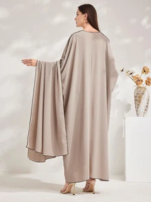 Al Najma Women's Solid Color V-Neck Batwing Sleeve Loose Straight Turkish With Long Sleeve Modest Kaftan Arabian Dress - Khaki - View 2