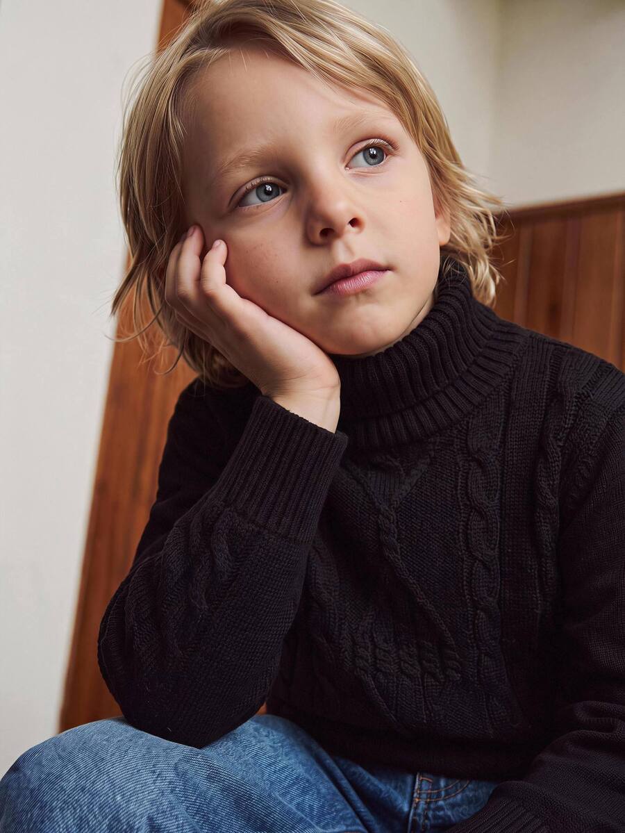 SHEIN Young Boy Turtleneck Cable Knit Sweater White Turtle Neck Boys Turtleneck Sweater Turtle Neck Kids Autumn,Y2k,Holiday,Birthday Boy,Kids Wedding Guest - White - View 1