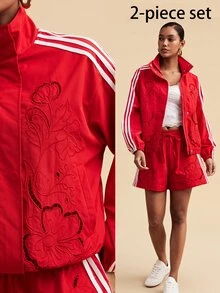 Travachic 女款時尚刺繡鏤空長袖夾克與紅白條紋拼接短褲兩件套,旅行秋季街頭運動風 - 紅色 - 查看 4