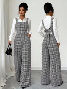 Elenzga Women's Autumn/Winter Black And White Houndstooth Sleeveless Square Neck High Waist Bow Back Hollow Out Casual Jumpsuit, Elegant Sophisticated Office Wear, High Aura Outfit For Formal Meetings And Occasions, Back To School Season, Teacher's Day, Autumn New Arrival Essential Fashion Item, Niche Design Versatile Jumpsuit - Black and White - View 1