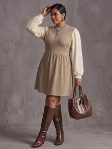 SHEIN CURVE+ 女款大尺碼 22W 高領拼接連身裙，秋冬款 - 彩色 - 查看 6