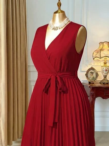 Rometta Plus Size V-Neck Solid Color Cross-Wrap Pleated Sleeveless Summer Dress, For Christmas, Thanksgiving Burgundy Color Women Outfit - Burgundy - View 2