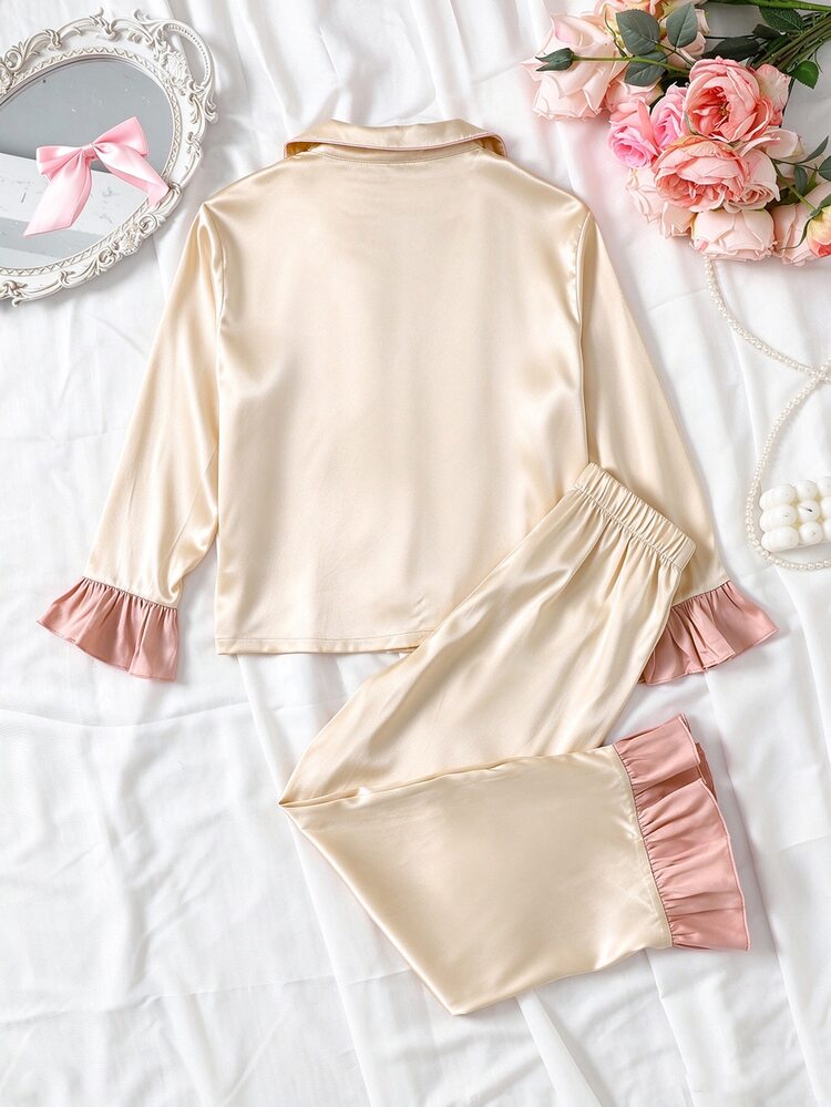 SHEIN Tween女孩純色緞面荷葉袖長袖上衣配口袋刺繡長褲2件套 - 杏色 - 查看 4