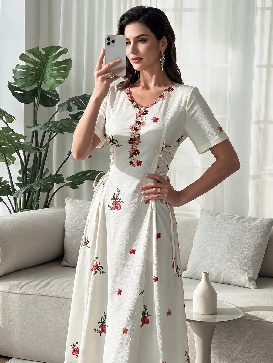 Al Najma 女式夏季优雅花朵刺绣交叉带束腰连衣裙，Jalabiya 连衣裙，适合春夏时尚 - 杏色 - 查看 1