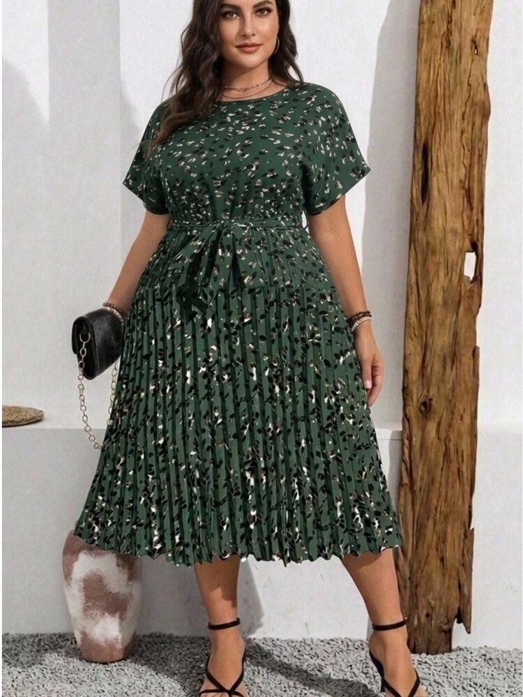 Vionelle Plus Size Summer Casual Allover Print Batwing Sleeve Dress With Pleated Hem Maxi Women Outfit - Dark Green - View 1