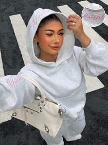 Muchica Set 2 Potong Wanita Ukuran Besar: Hoodie Saku Kanguru Bordir Huruf dan Celana Jogging Kaki Lebar Kasual - Light Grey - View 6
