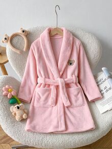 Bata de baño para niñas de franela de felpa coral rosa con cuello, bolsillos, unicolor, parche de oso bordado, cinturón minimalista, manga larga, se puede usar como toalla de natación, toalla de baño, decoración de baño, regalo de vuelta a la escuela, toalla portátil, bata de baño, decoración de baño, accesorios de baño, regalo para amigos - Rosa - Ver 3