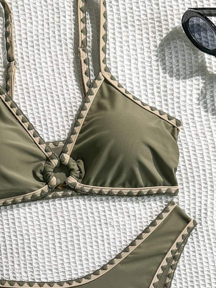 Swim Basics Conjunto de bikini de triángulo de cintura baja con adorno de concha marina, de unicolor y ajustable, nuevo para el verano para mujeres - Multicolor - Añade 6