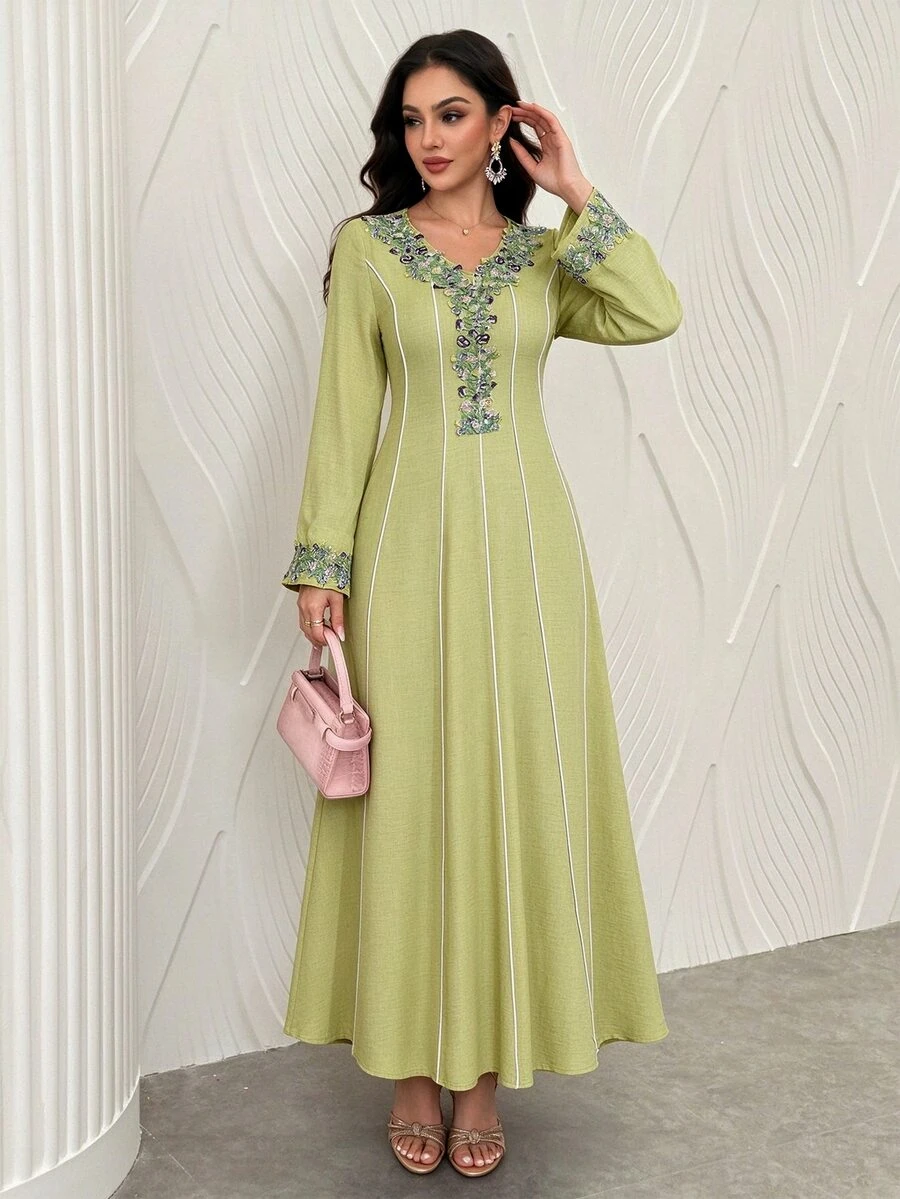 Al Najma Embroidered Lace Trim Splice Elegant Elegant Fashion Long Sleeve Modest Dress - Green - View 1