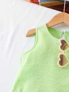 SHEIN 女童紋理布料拼色下擺無袖上衣與休閒短褲2件套服裝組，女童綠色夏季套裝 - 綠色 - 查看 6