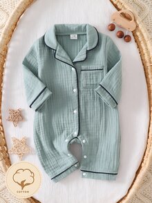 SHEIN Vintaside Kids 新生兒居家秋冬連身睡衣套裝，棉質皺褶布料配滾邊飾邊，長袖翻領針織純色鈕扣褲，2件組，柔軟舒適 - 綠色 - 查看 3
