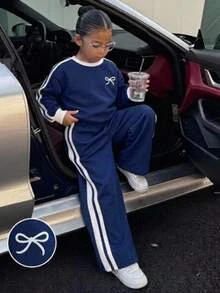 SHEIN Tween女孩童裝秋冬簡約側條紋休閒蝴蝶結印花長袖褲裝套裝 - 彩色 - 查看 1