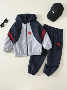 SHEIN 2件組兒童小男孩秋冬休閒拼色夾克與長褲套裝，運動衫套裝，男孩套裝，秋冬套裝，運動套裝 - 彩色 - 查看 1