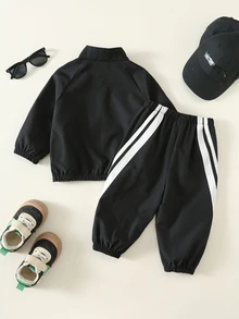 SHEIN 2pcs/Set Baby Boy Autumn/Winter Casual Striped Half-Zip Sweatshirt And Pants Sports Outfit - Multicolor - View 2
