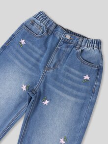 SHEIN Tween Girls Blue Washed Pink Floral Embroidered Straight Leg Loose Fit Denim Jeans, All Season Vintage Sweet Style Campus Casual Long Pants - Medium Wash - View 6