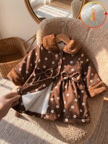 SHEIN 女嬰秋冬加厚抓絨復古印花中長款外套 0-3歲 女嬰毛絨領結收腰中長洋裝 - 棕色 - 查看 4