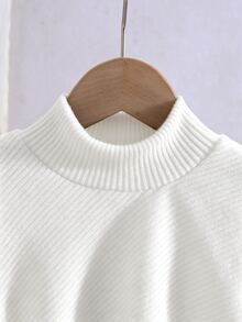 SHEIN Playful Pals Young Girl 2 Pcs Set Fall Casual T-Shirt Set, Asymmetrical Pullover High Neck Knitted Top And Flared Pants, Sleeve Hem Splicing Plush Birthday White - White - View 6