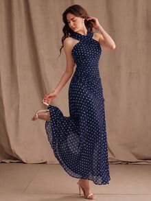 Anewsta 春夏新款優雅時尚度假約會婚禮出遊性感露肩波點掛脖無袖長洋裝女款 - 藏蓝色 - 查看 1