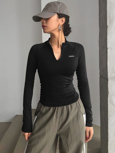 SHEIN X ITS MICH DAZY Spring And Summer Half-High Collar Half-Zipper Women's Tight-Fitting Long Sleeve T-Shirt With Silicone Letter Printed,Fall Clothes Preppy Tops