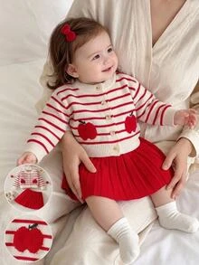 SHEIN Baby Girl Hand-Knitted Bow Cardigan, Beige Red Sweet Style Vintage Set, Cute Apple Embroidery, Soft And Comfortable Fabric, Matching Family Autumn - Red - View 9