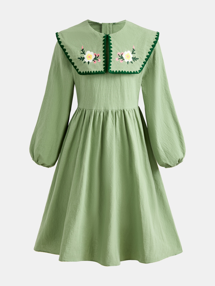 SHEIN Tween Girl Tween Girl Tween Girl Floral Embroidered Ruffle Sleeve Dress, Versatile Floral Pattern Round Neck Ruffle Hem Contrast Color Dress, Autumn Winter - Green - View 5