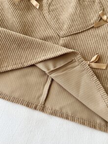 SHEIN Vintaside Kids 女童復古學院風兩件套，領口長袖襯衫與燈芯絨背心裙，適合秋季家庭野餐、週末生日派對、幼兒園穿搭與溫馨假期拍照，讓您的孩子成為焦點 - 卡其色 - 查看 9