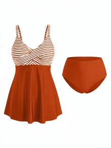 SHEIN Swim Curve 大尺碼女款兩件式條紋印花細肩帶交叉短上衣與高腰三角比基尼泳褲套裝，夏季海灘度假 - 彩色 - 查看 5