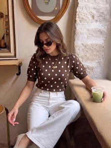 Serisse 女款時尚花瓣袖短袖波點針織衫 - 咖啡棕 - 查看 1