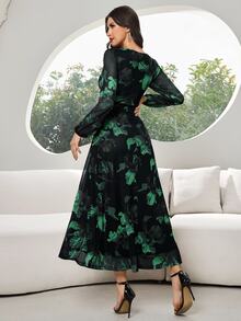 Modelyn Women's Floral Print V-Neck Elegant Long Sleeve Dress - Green - View 11