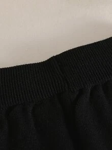 女童毛衣套裝 甜美可愛 秋冬時尚 手作 3D蝴蝶結 黑白拼接 柔軟圓領落肩 2件套 - 黑色 - 查看 6