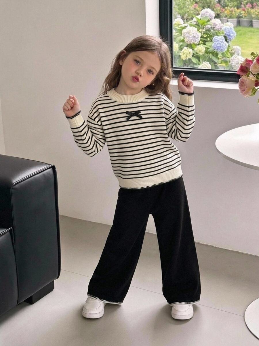Young Girls Sweater Co-Ords Sweet Cute Autumn Winter Fashionable Handmade 3D Bow Black White Color Block Set Soft Round Neck Drop Shoulder 2 Pcs Set - Black - View 1