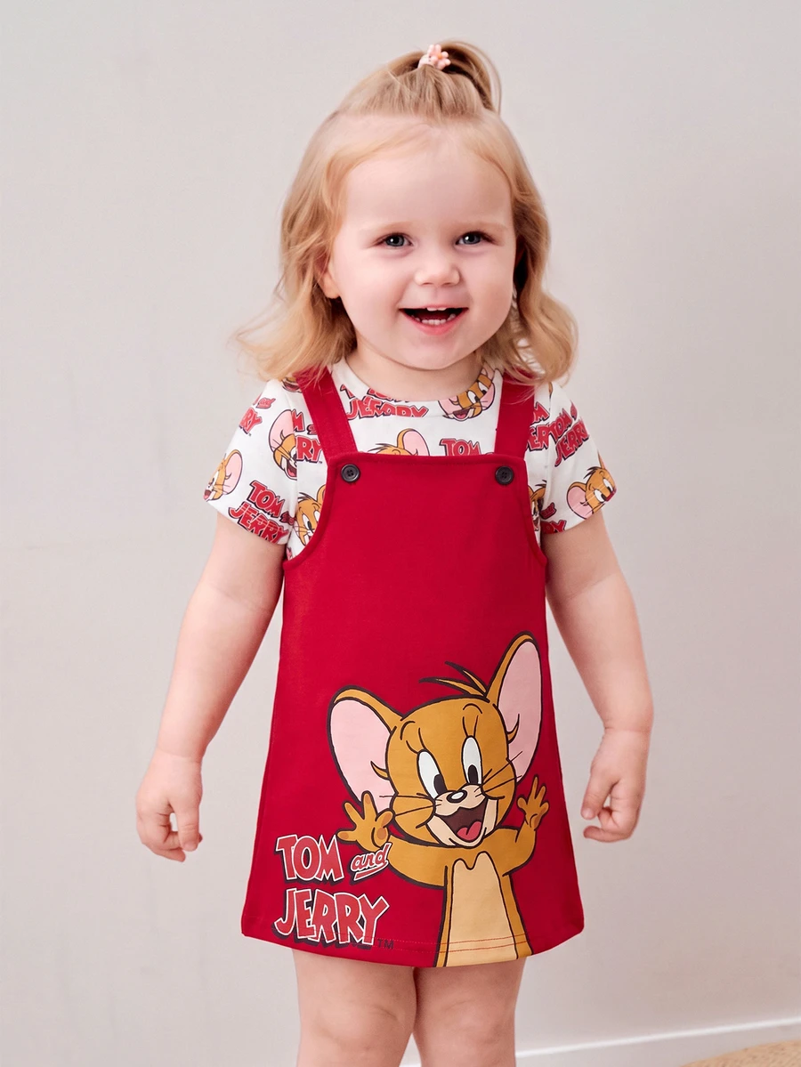TOM & JERRY X SHEIN Baby Girl Allover Print Short Sleeve T-Shirt And Mouse Print Suspender Dress 2-Piece Set - Red - View 1