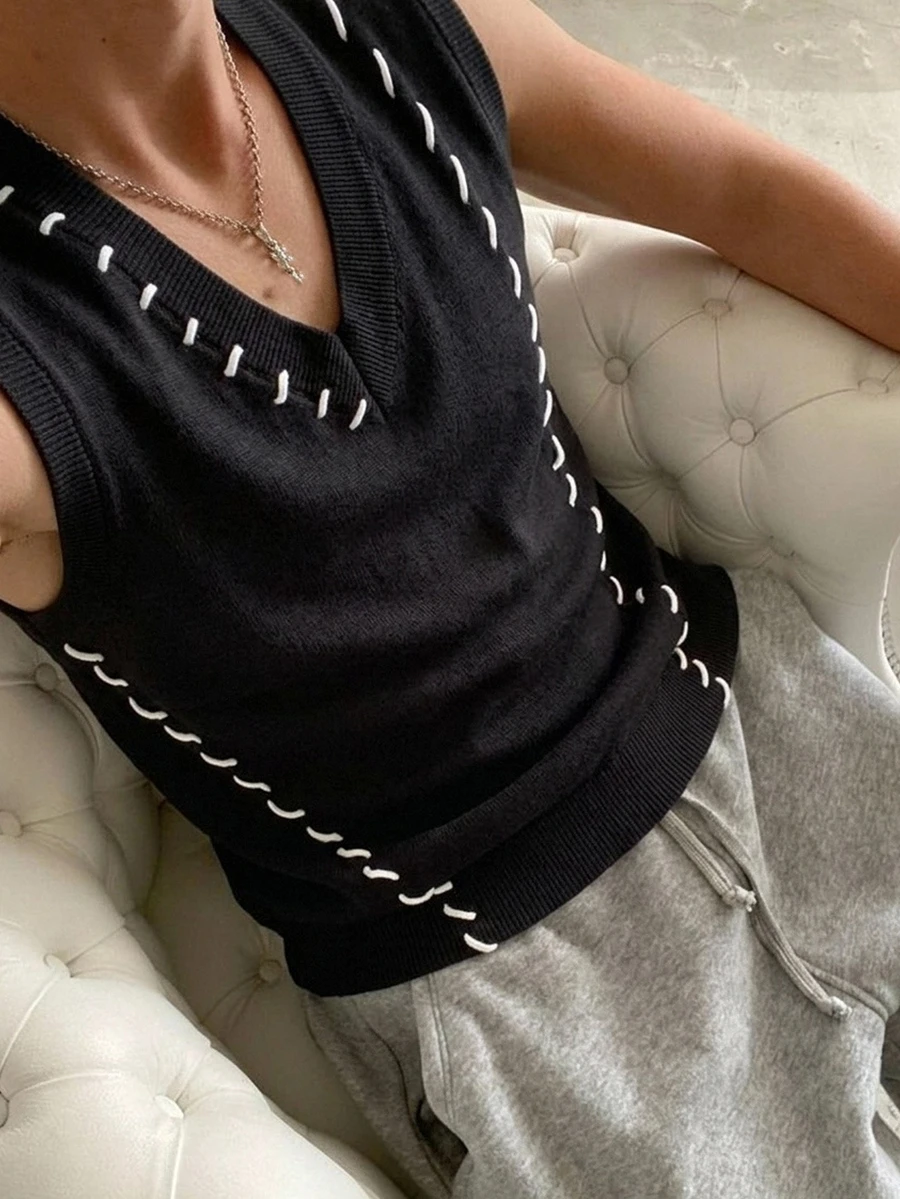 Manfinity Homme 男士春秋V領無袖針織背心,時尚抽繩設計,修身套頭毛衣背心 - 黑色 - 查看 1