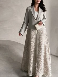 Yasmyna Women's Khaki Woven Notch Lapel Padded Shoulder Long Sleeve Contrast Lace Button Romantic Elegant Abaya - Khaki - View 4