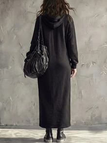 Linhara CURVE 女款大尺碼純黑色連帽抽繩前開扣側開衩長袖運動衫洋裝，大口袋、寬鬆落肩直筒裙，復古休閒通勤風，春秋百搭日常旅行新款 - 黑色 - 查看 2