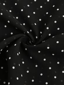 SHEIN 女款黑白波點雪紡上衣，V領、荷葉邊飾、泡泡袖、修身顯瘦，適合夏季外出，優雅性感 - 黑色 - 查看 6