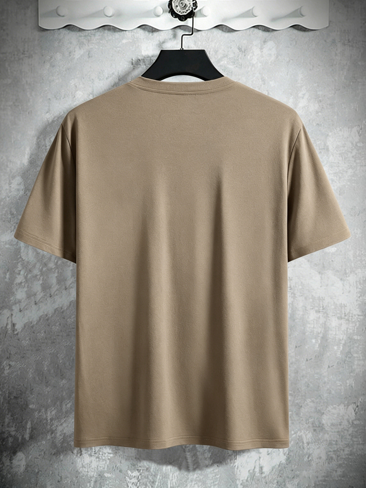 Manfinity Homme Men's Left Chest Pocket Patchwork Leather Label Crew Neck Short Sleeve T-Shirt - Khaki - View 2