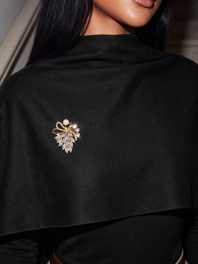 Aravennia 1pc Elegant Luxury Women's Faux Pearl Floral Brooch, Exquisite Zinc Alloy Design, Fashionable Multi-Functional Accessory, Perfect Match