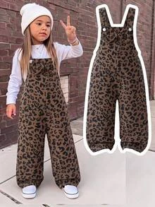 SHEIN Playful Pals Girls' Corduroy Overall Jumpsuit, All-Season New Style, Cute & , Coffee Brown With Leopard Print, Large Bow Design On Chest, Loose Straight Leg Fit, Soft & Comfortable, Suitable For School, Commute, Daily Wear - Coffee Brown - View 3