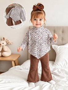 SHEIN 2件組女嬰幼兒上衣+喇叭褲，可愛甜美棕色碎花不對稱下擺長袖小立領休閒款，秋季公主風保暖套裝 - 彩色 - 查看 3