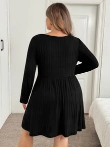 SHEIN CURVE+ Gaun Kasual Wanita Ukuran Besar, Serbaguna, Warna Polos, Gaun untuk Semua Acara Musim Gugur/Dingin, 5XL-8XL - Hitam - View 3