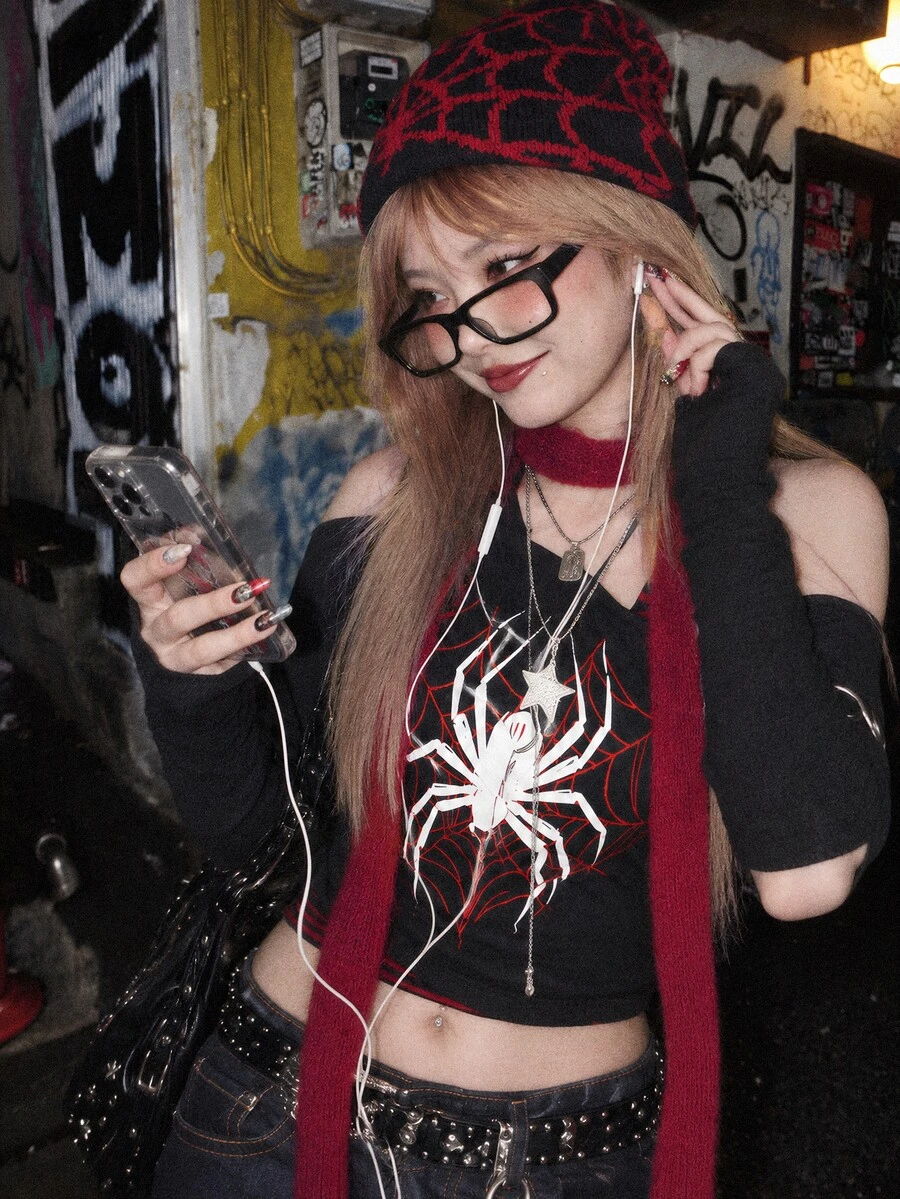 Attitoon Casual Minimalist Contrast Color Red Spider Graphic Print Women's 2 In 1 T-Shirt, Suitable For Spring/Summer Music Festivals