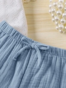 SHEIN Bộ áo trắng dễ thương cho bé gái mùa hè và quần short lưng thun - Xanh và trắng - Xem 4