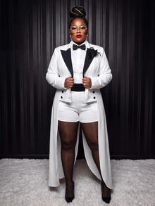 Slaydiva Plus Size 2 Pieces Suit, Black Lapel Long Tail Tuxedo Blazer & Matching Shorts Formal Set Fall - White - View 8